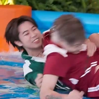 t/giả hú hú bị tẻn