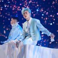 Nguyễn Hoàng Bách_hắn