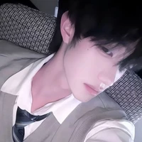 Tiêu Vũ Đăng【Cậu ta】