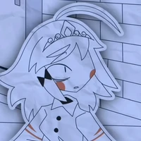 Alice (role Claire)