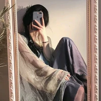 Tả Thư Khuê _ Mẹ cậu