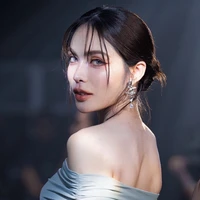 charlotte(bạn nàng)