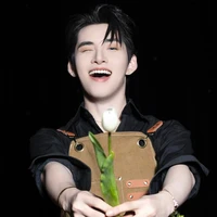 Huỳnh Hoàng Hùng_Hùng Huỳnh