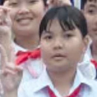 Mai Linh(phó văn nghệ)