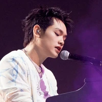 Bùi Trường Linh ( Bạch Dương )