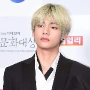 Kim Taehyung(ck kook,bạn hoon)