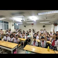 Cả Lớp 6/3 tùy trường hợp