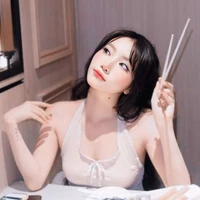 khương Hoàn Mỹ ( Cam )