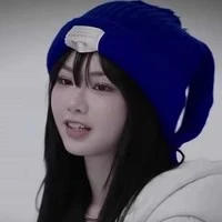 Nguyễn Lê Ngọc Ánh Sáng_Aza