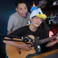 Con T/g bị hâm :)