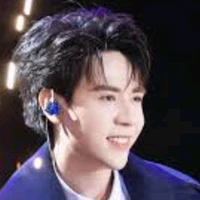 Quang Hùng