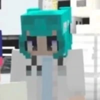 🥽Yummie_Tiến Sĩ🩺