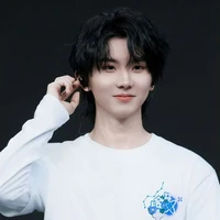 Mã gia kỳ _nguyên chủ