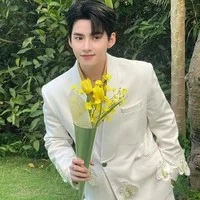HUỲNH HOÀNG HÙNG _Hùng Huỳnh