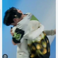 nhỏ này mê otp cả 2 mùa