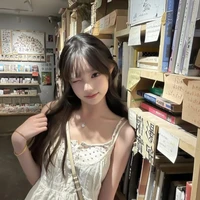 Đặng Thị Bảo Ngọc(lp 10 em của Anh Thư)