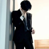 Châu Kỳ 20 tuổi