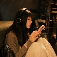 -"Nguyễn Lê Ngọc Ánh Sáng-Ánh Sáng Aza"-