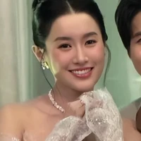 Nguyễn Thu Trang[vợ Cát Tường]