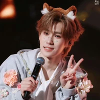 Trương Chân Nguyên ( em) .