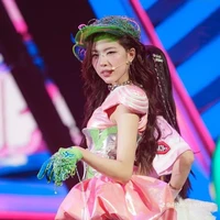 Nguyễn Lê Diễm Hằng(Lamoon)