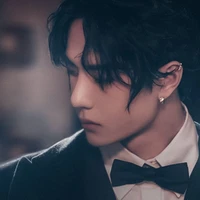 Vương Nhất Bác_lúc còn đi học