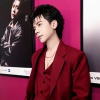 quang hùng