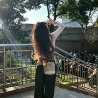 Nguyễn Diệu Cát Linh (14 tuổi)