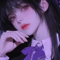 Bạch Tuệ Nhi(chị cậu)