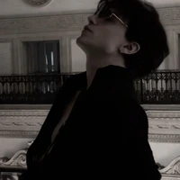 Triệu Quang Vinh ( bố nữ9)