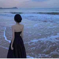 Hoàng Diên Thi (mẹ cô)