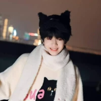 Trương Hàm Thụy|@zhr.meozmeoz