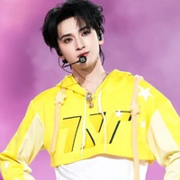 Nghiêm Hạo Tường ( em) mèo