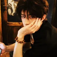 Thk l Hoo-min dấu tên