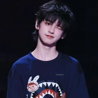 Dương Hàm Bác_B