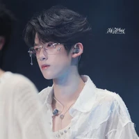 Quan Tuấn Thần_Q