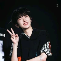 Tả Kỳ Hàm _cậu