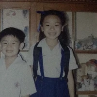 June Wanwimol nhỏ