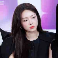 Trần Hoàng Phương Lan (Yeolan)