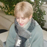 Dillian Hoàng Phan -2000