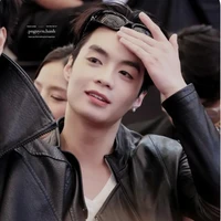 ᴆặɴɢ ᴛʜàɴʜ ᴀɴ •ɴᴇɢᴀᴠ• - 𝟐𝟎𝟎𝟏