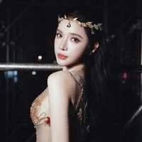 Nguyễn Hoàng Lan- Lyly( mẹ Công, Tez)