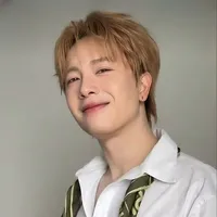 Trần Phong Hào ( 21 tuổi )