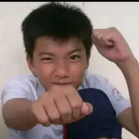 Trần Minh Hiếu ( 13 tuổi )