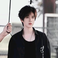 Hạ tuấn lâm