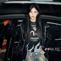 Viên Nhất Kỳ - cô