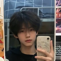 Xử Nam[Vương]• Lớp trưởng