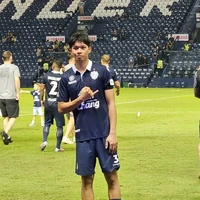 Pansa Hemviboon(Yong)