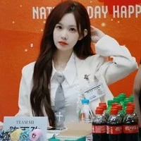 Trần Vũ Tư*nàng*