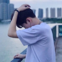 Lê Nhất Trung ( Ba anh )